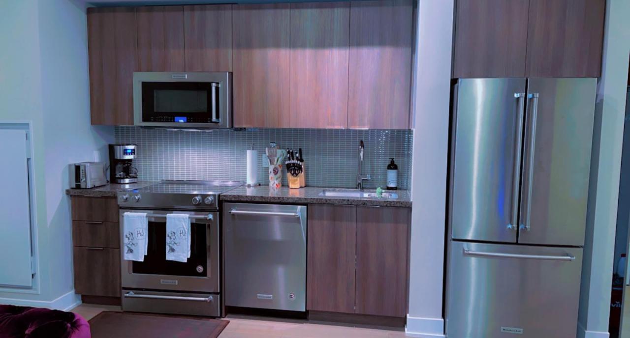 Luxury 2 Bedroom Condo Toronto Exterior foto