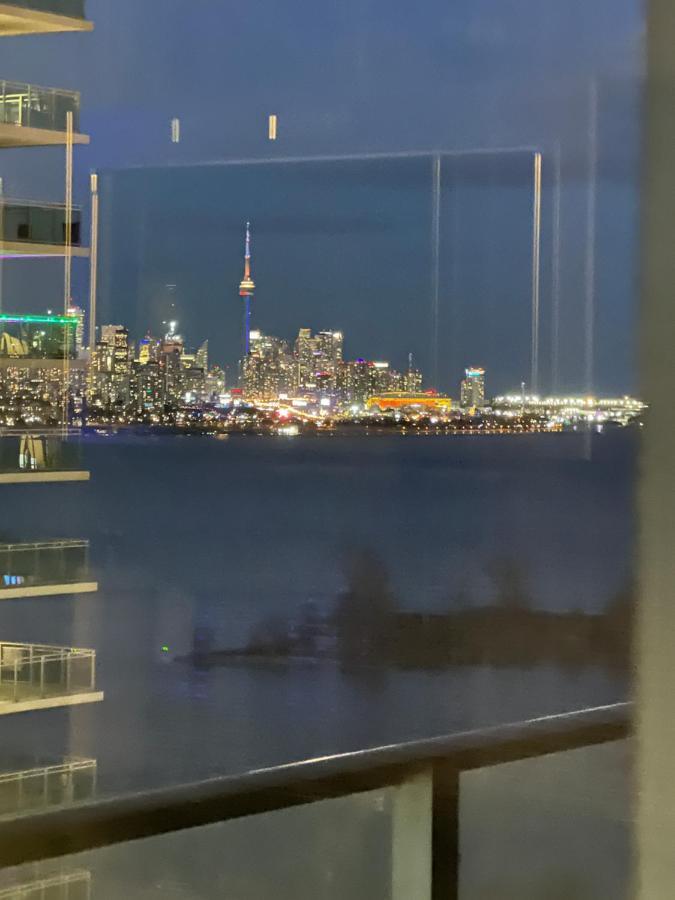 Luxury 2 Bedroom Condo Toronto Exterior foto